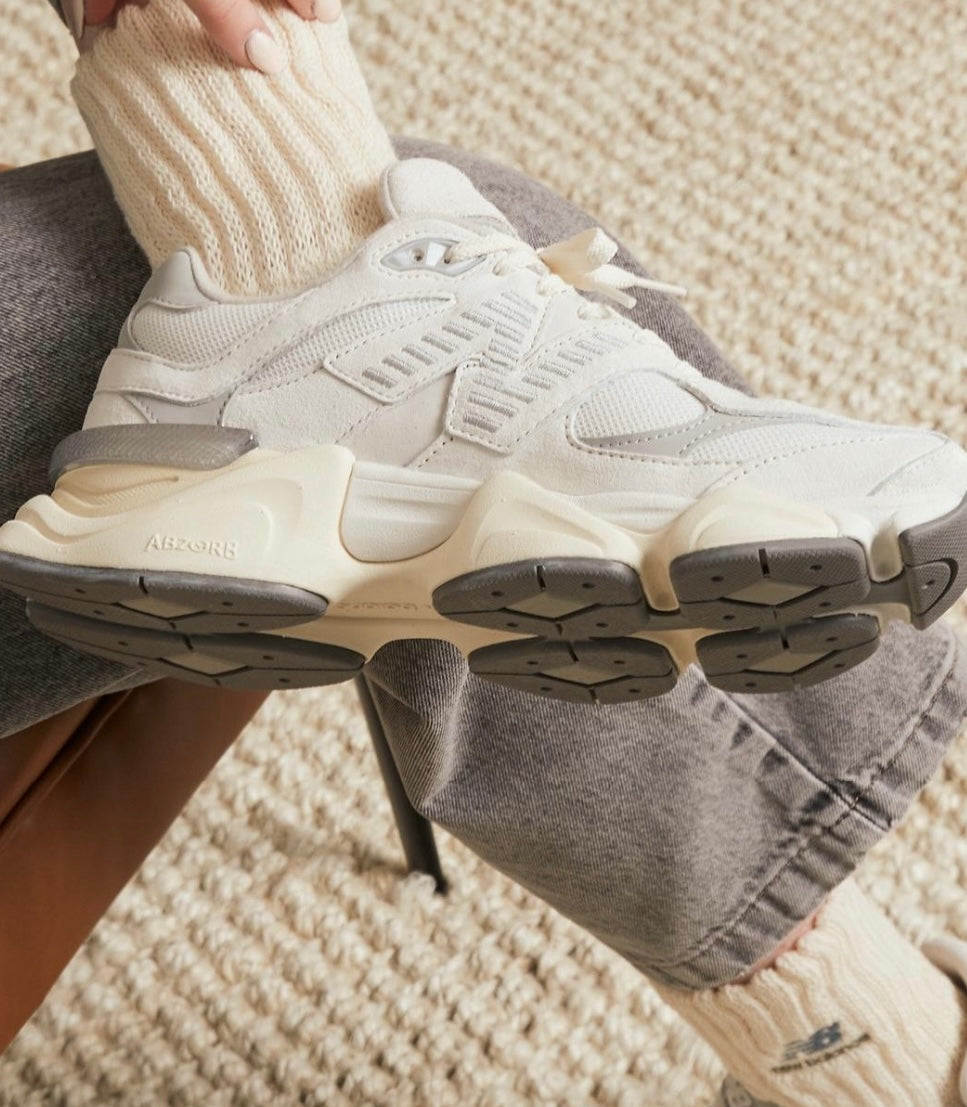 New Balance 9060 White Grey מידה 42