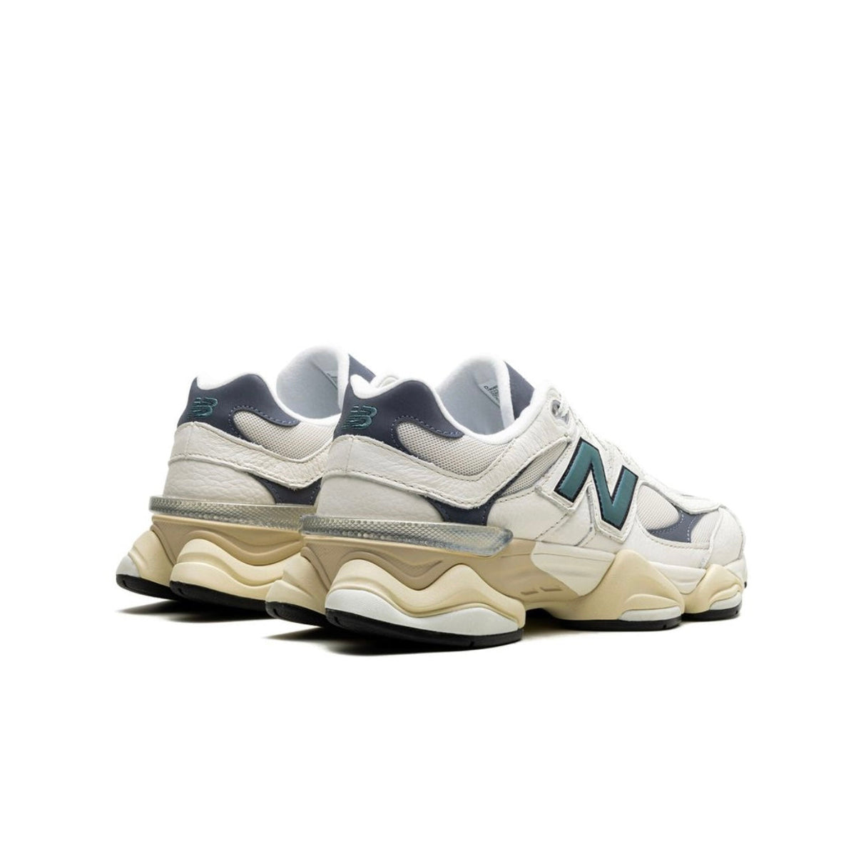New Balance 9060 מידה 46.5