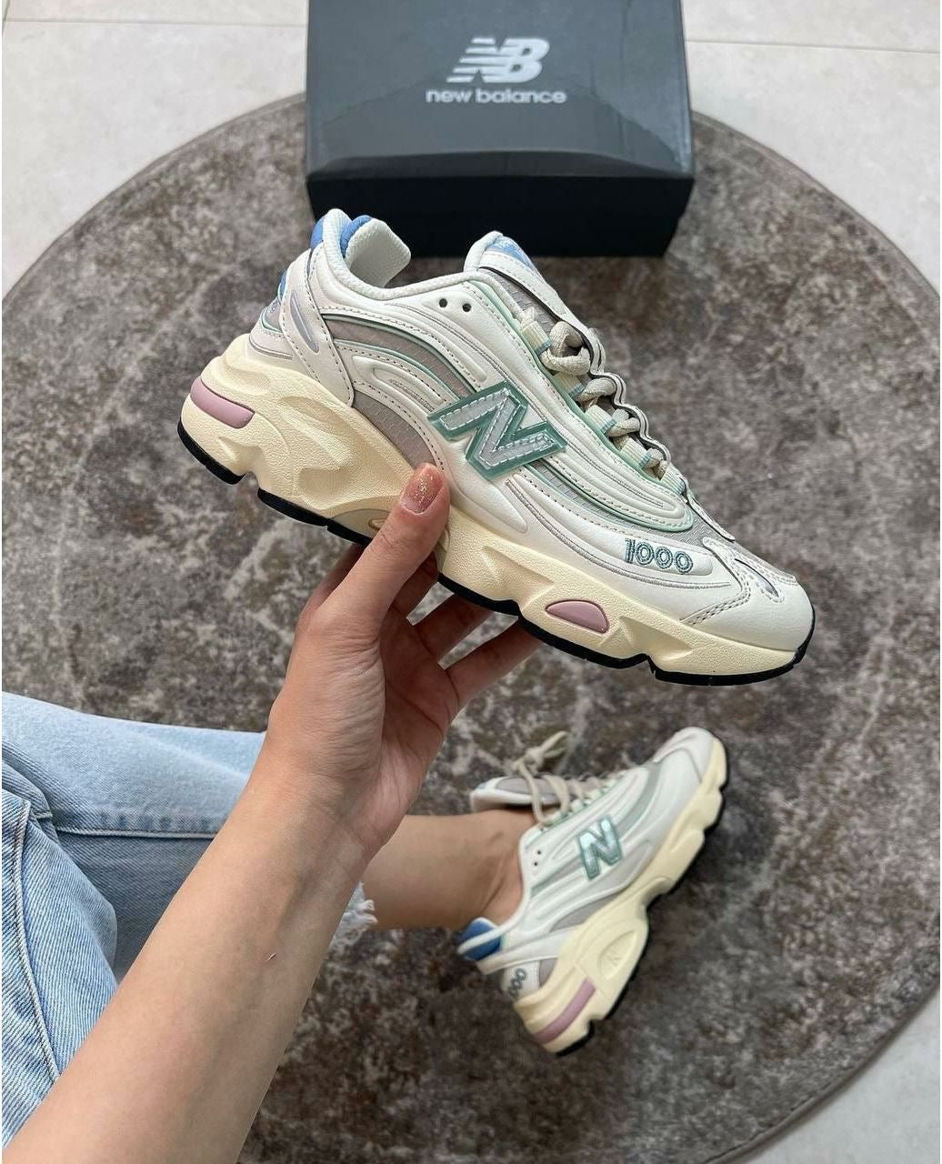 New Balance 1000