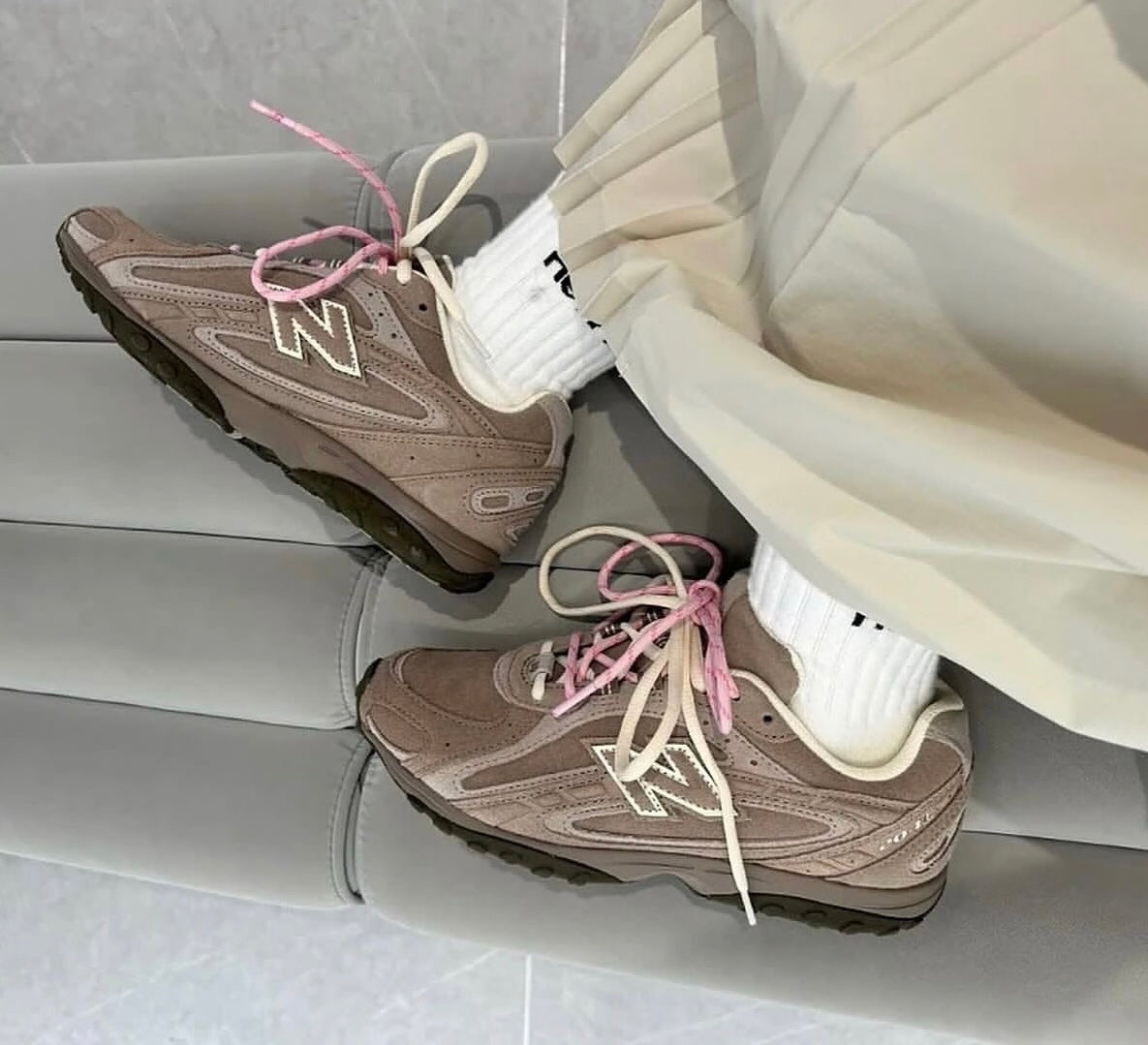 New Balance 204L