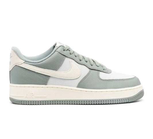 Nike AIR FORCE 1 Grey