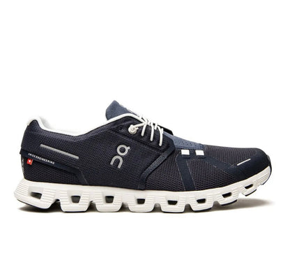 On cloud 5.0 black white