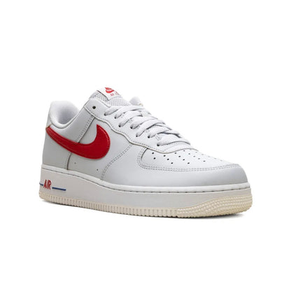 Nike AIR FORCE 1 Grey Red