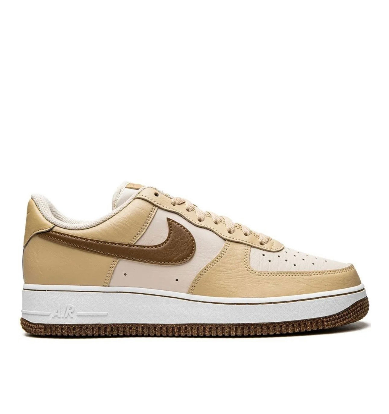 Nike AIR FORCE 1 Mocha