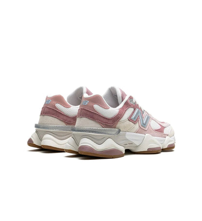 New Balance 9060 Triple Pink