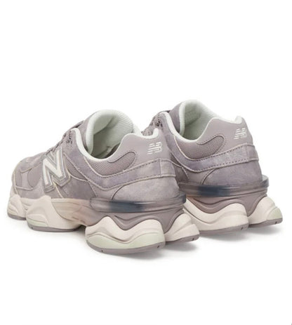 New Balance 9060 Light Grey
