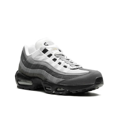 Nike air Vapormax 95’ grey white