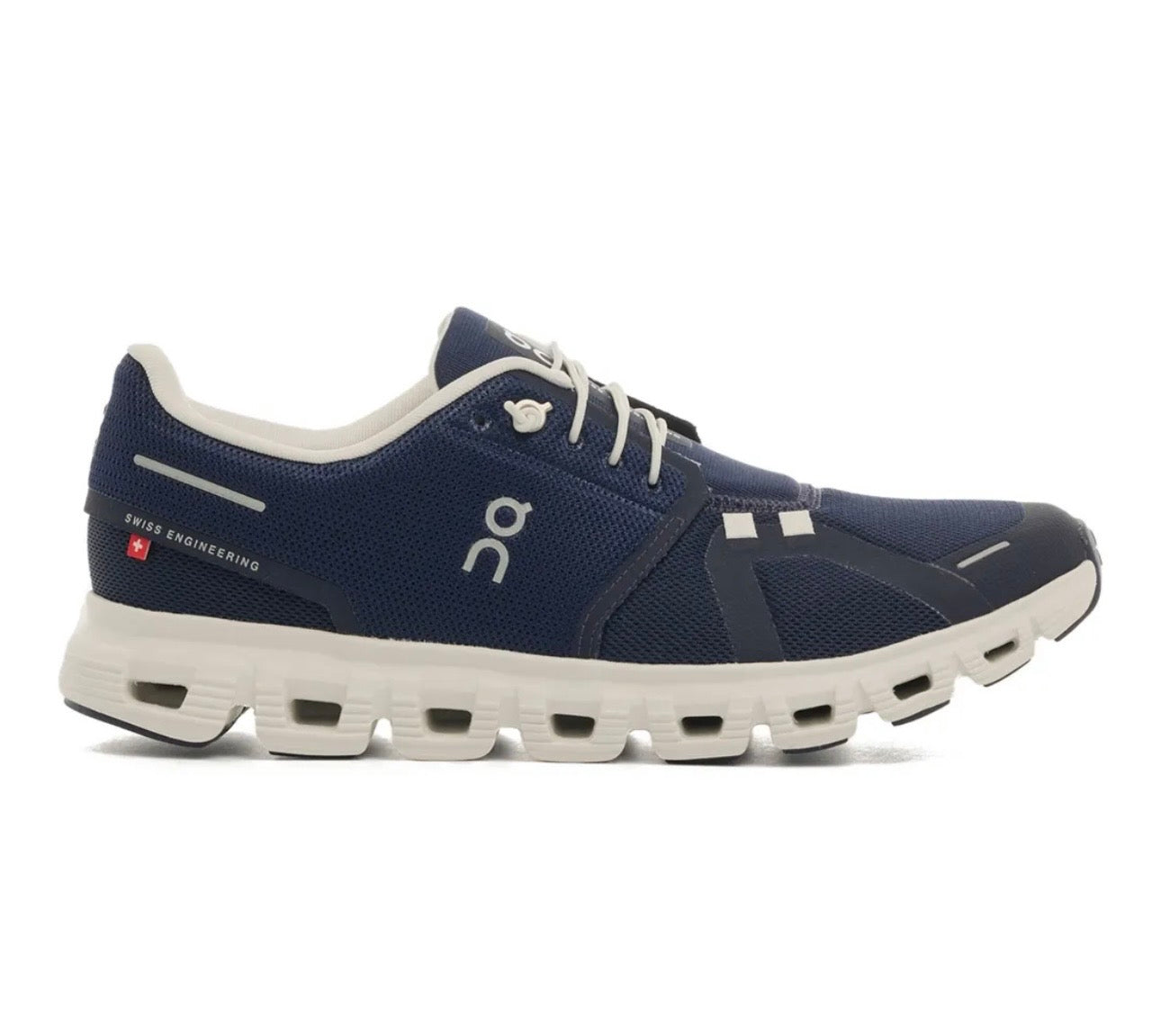 On cloud 5.0 dark blue white