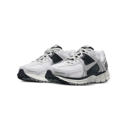 Nike Zoom Vomero 5 Grey Black