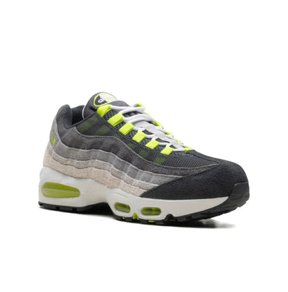 Nike air Vapormax 95’ grey green