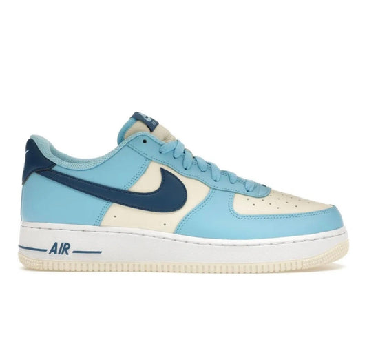 Nike AIR FORCE 1 Light Blue