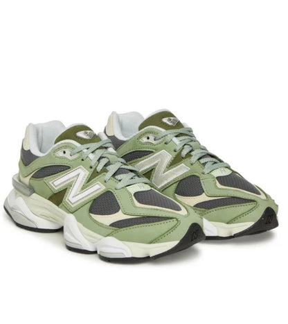 New Balance 9060 Triple Green