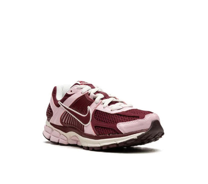 Nike Zoom Vomero 5 Cherry