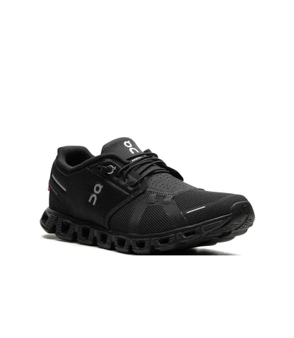 On Cloud 5.0 Black מידה 41