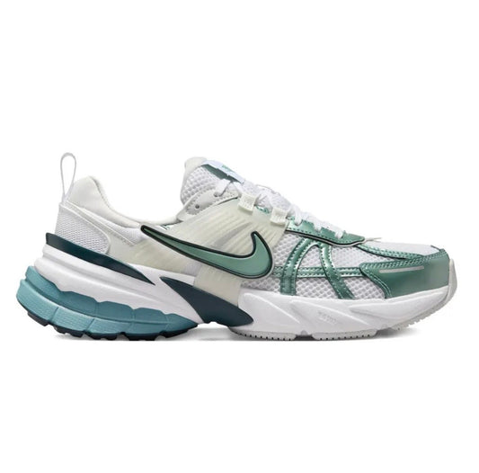 Nike V2K White Light Green
