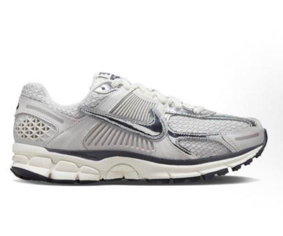 Nike Zoom Vomero 5 Silver Black