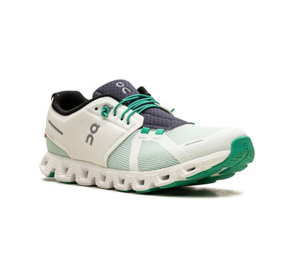 On cloud 5.0 white green