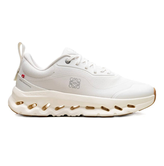 נעלי On Cloud X Loewe Gray Cream מקוריות בעיצוב אופנתי עכשווי לקידום אתר