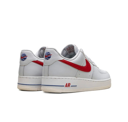 Nike AIR FORCE 1 Grey Red