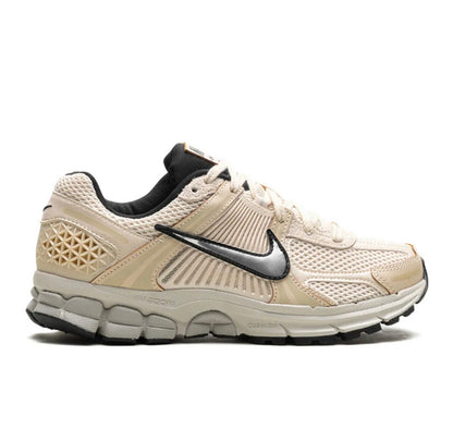 Nike Zoom Vomero 5 Beige