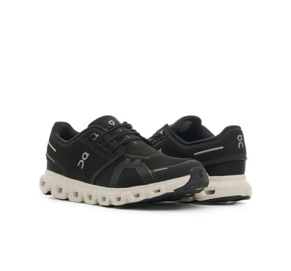 On cloud 5.0 black white
