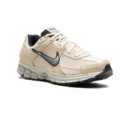 Nike Zoom Vomero 5 Beige