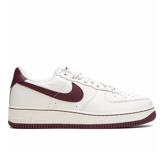 Nike AIR FORCE 1 White Beetroot
