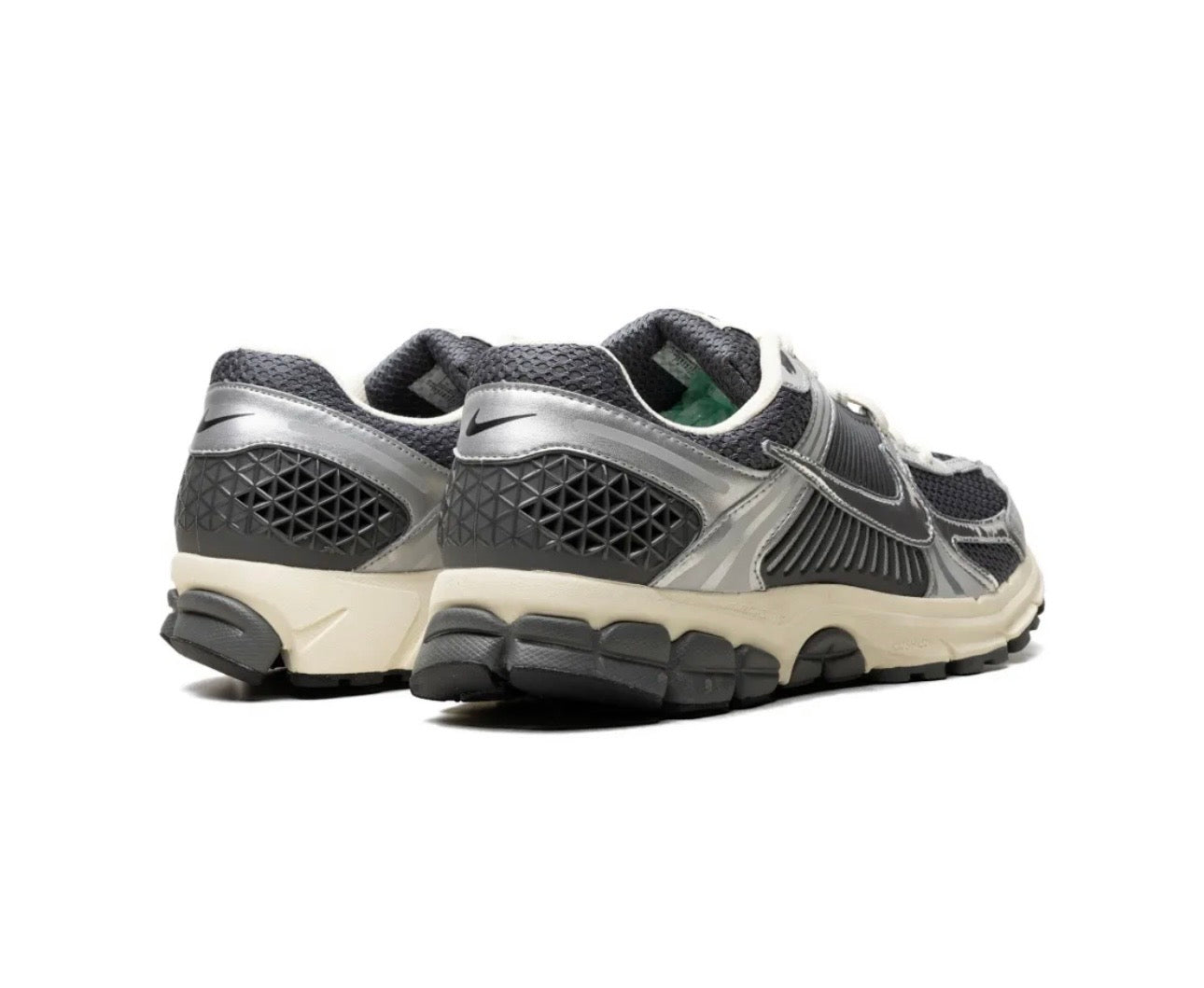 Nike Zoom Vomero 5 Grey Silver