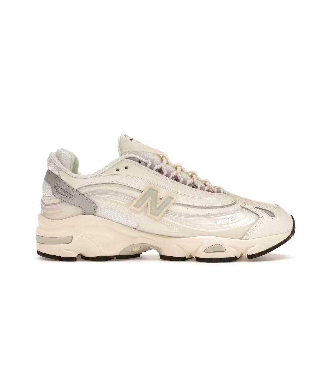 New Balance 1000 White cream