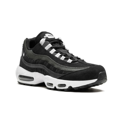 Nike air Vapormax 95’ black white