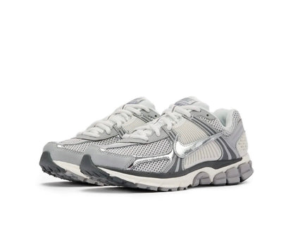 Nike Zoom Vomero 5 Grey Silver