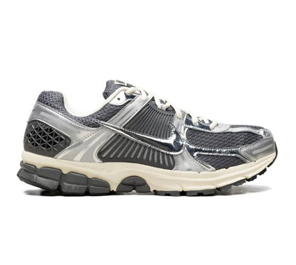 Nike Zoom Vomero 5 Grey Silver
