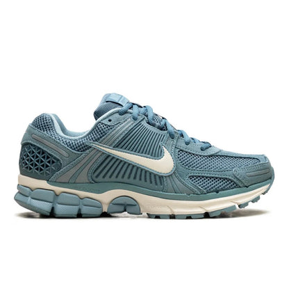 Nike Zoom Vomero 5 Blue