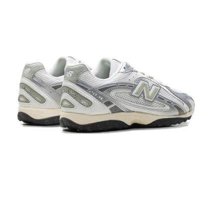 New Balance 204L Silver