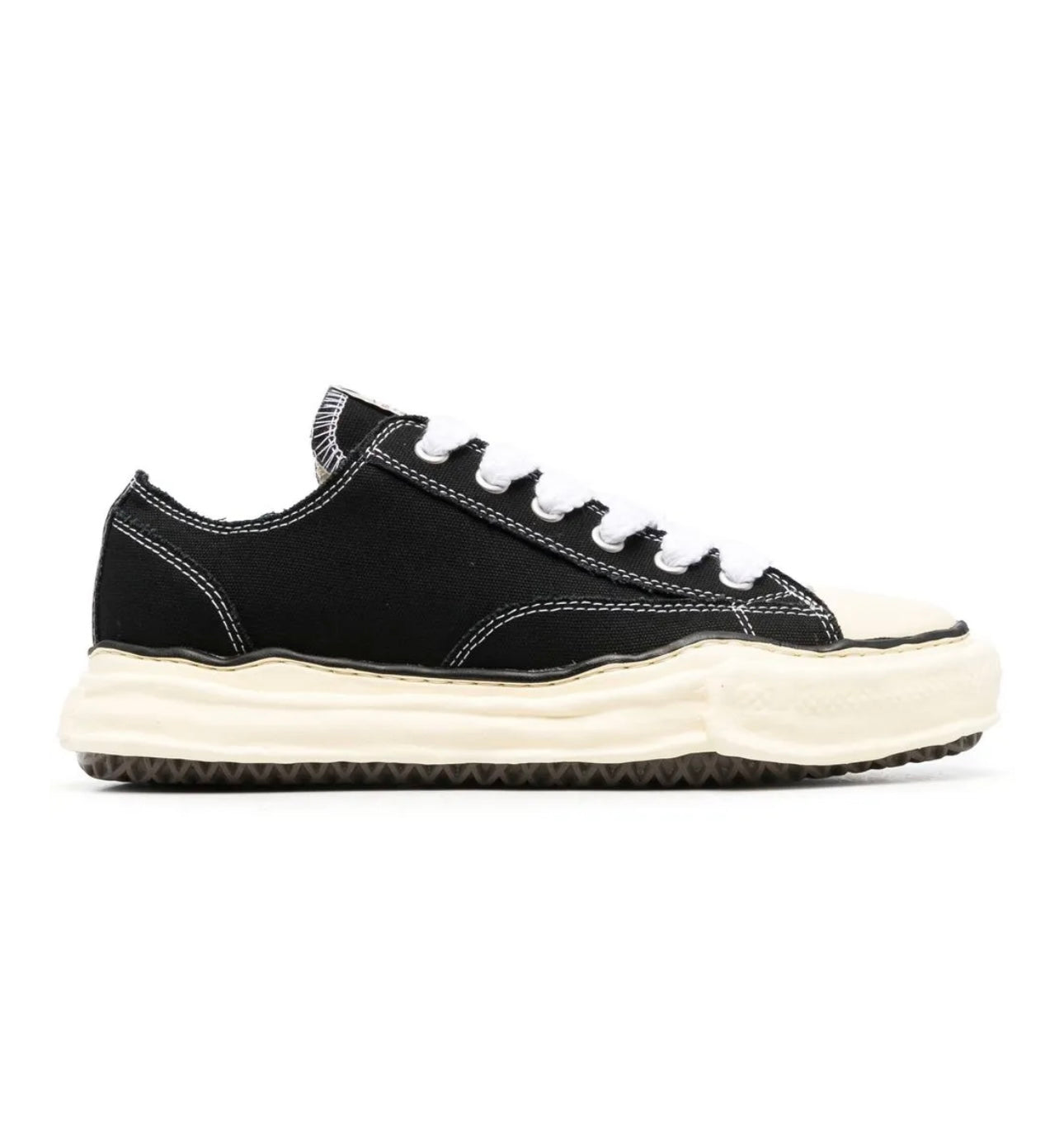 Maison Mihara Black beige