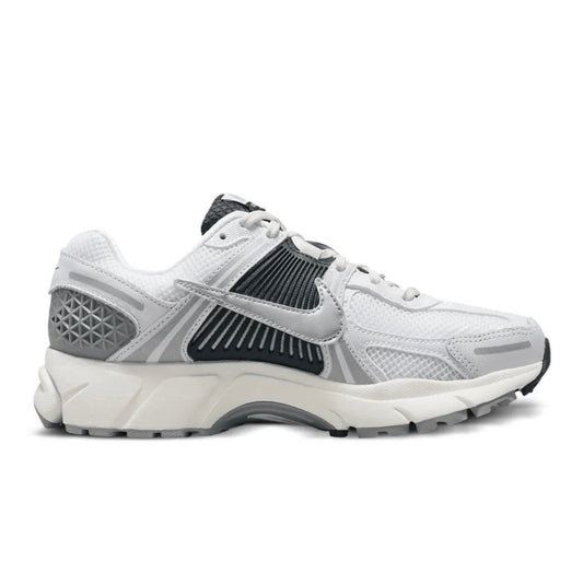 Nike Zoom Vomero 5 Grey Black