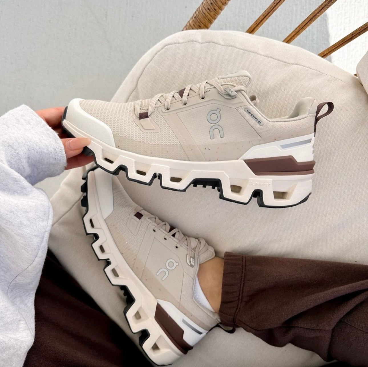On Cloud 5.0 Beige