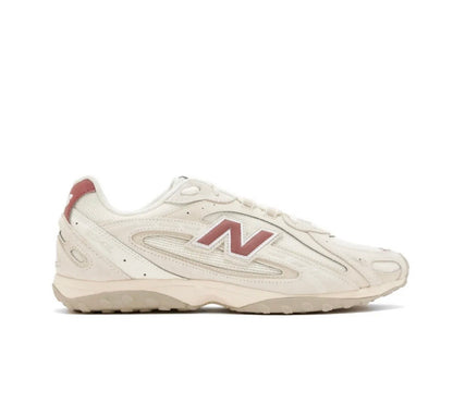 New Balance 204L beige peach