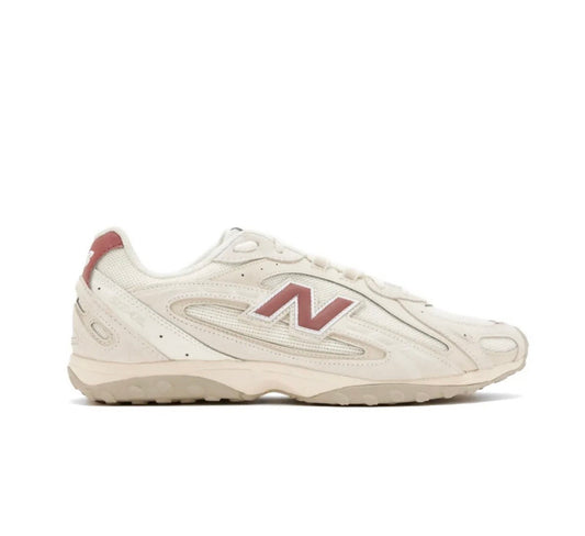 New Balance 204L beige peach
