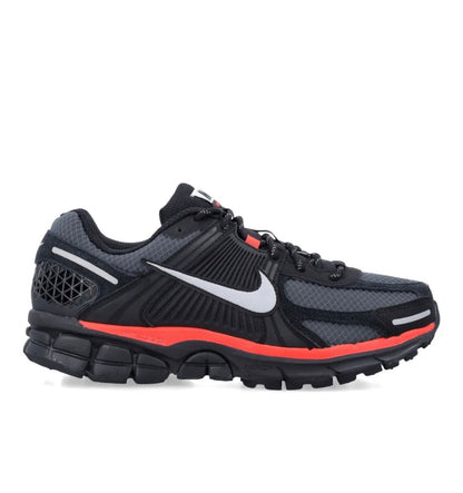 Nike Zoom Vomero 5 Black Red