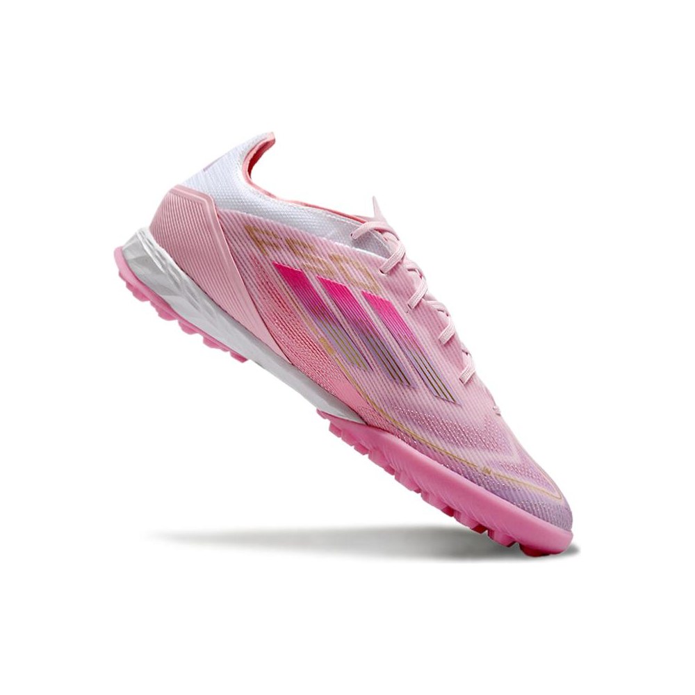 נעלי כדורגל ״Adidas״ קטרגל – Pink White