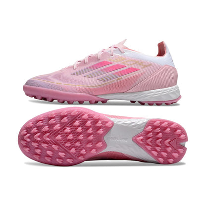 נעלי כדורגל ״Adidas״ קטרגל – Pink White
